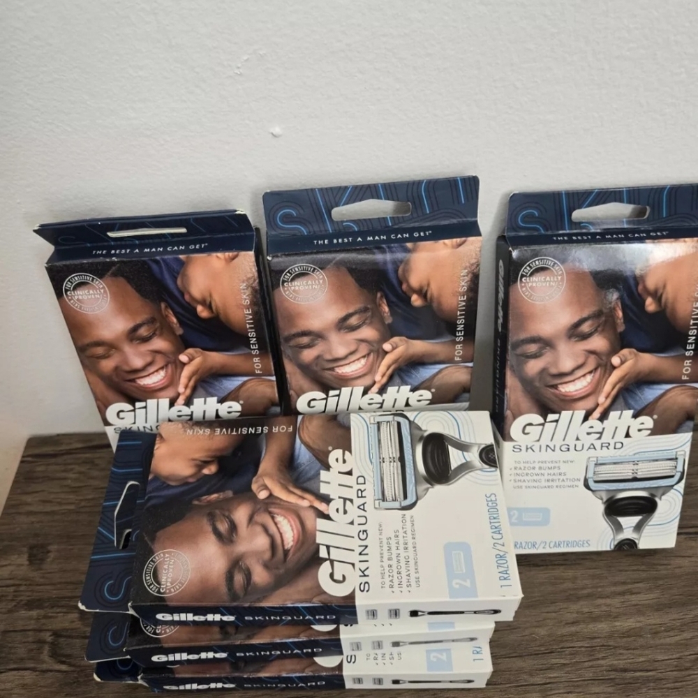 6 Pack Gillette SkinGuard Razor For Sensitive Skin 1 Razor/ 2 Cartridges